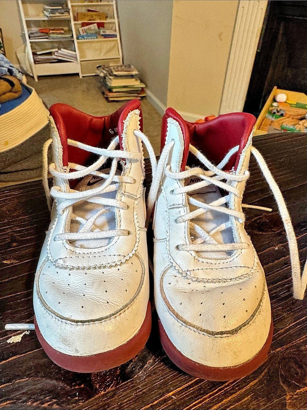 Nike Air Jordan 1 High-Top Sneakers White & Red US 6C